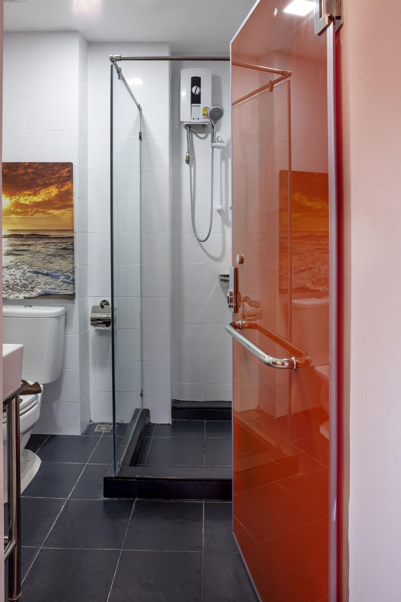 7 Days Premium Hotel Pattaya - SHA Extra Plus Bagian luar foto