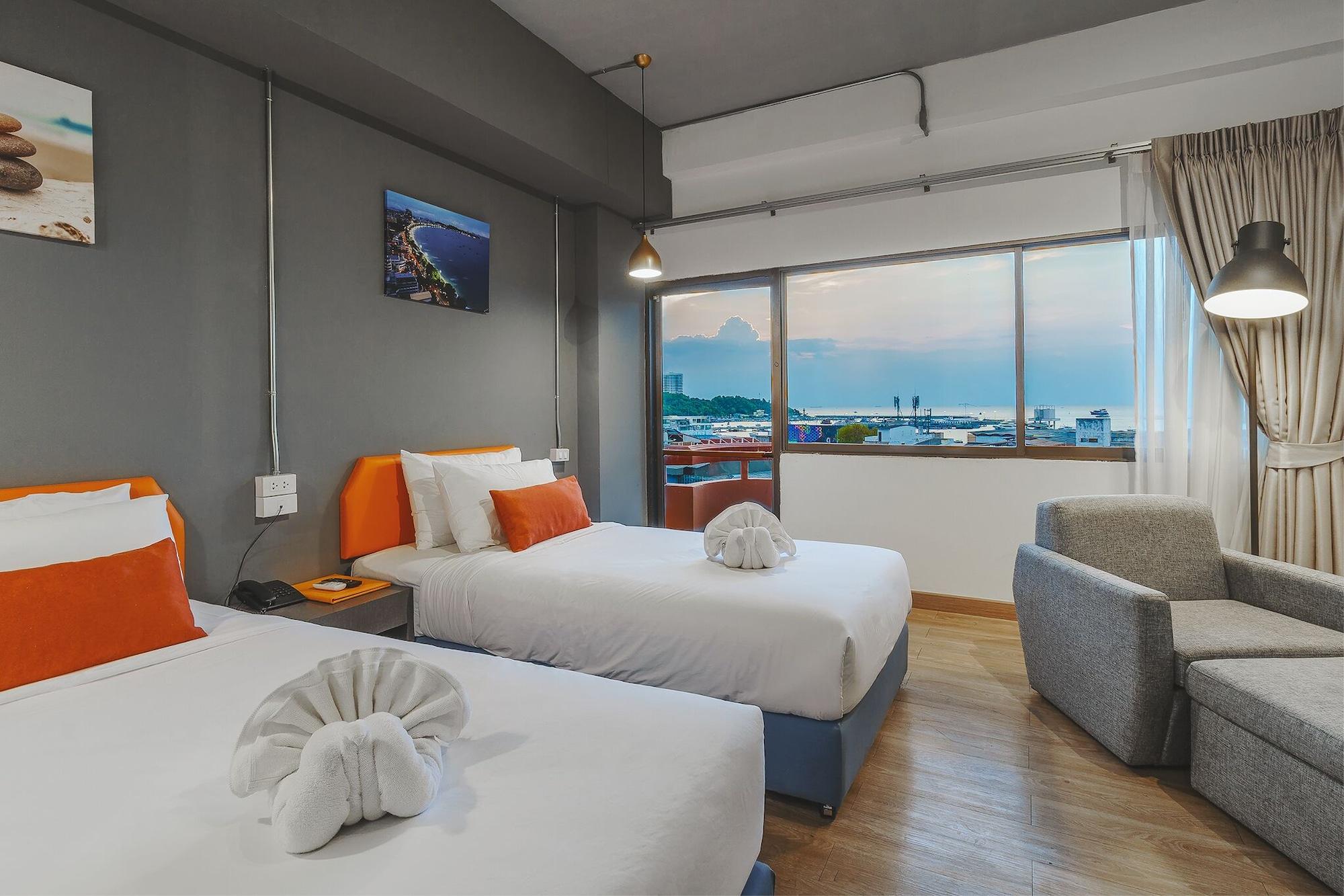7 Days Premium Hotel Pattaya - SHA Extra Plus Bagian luar foto