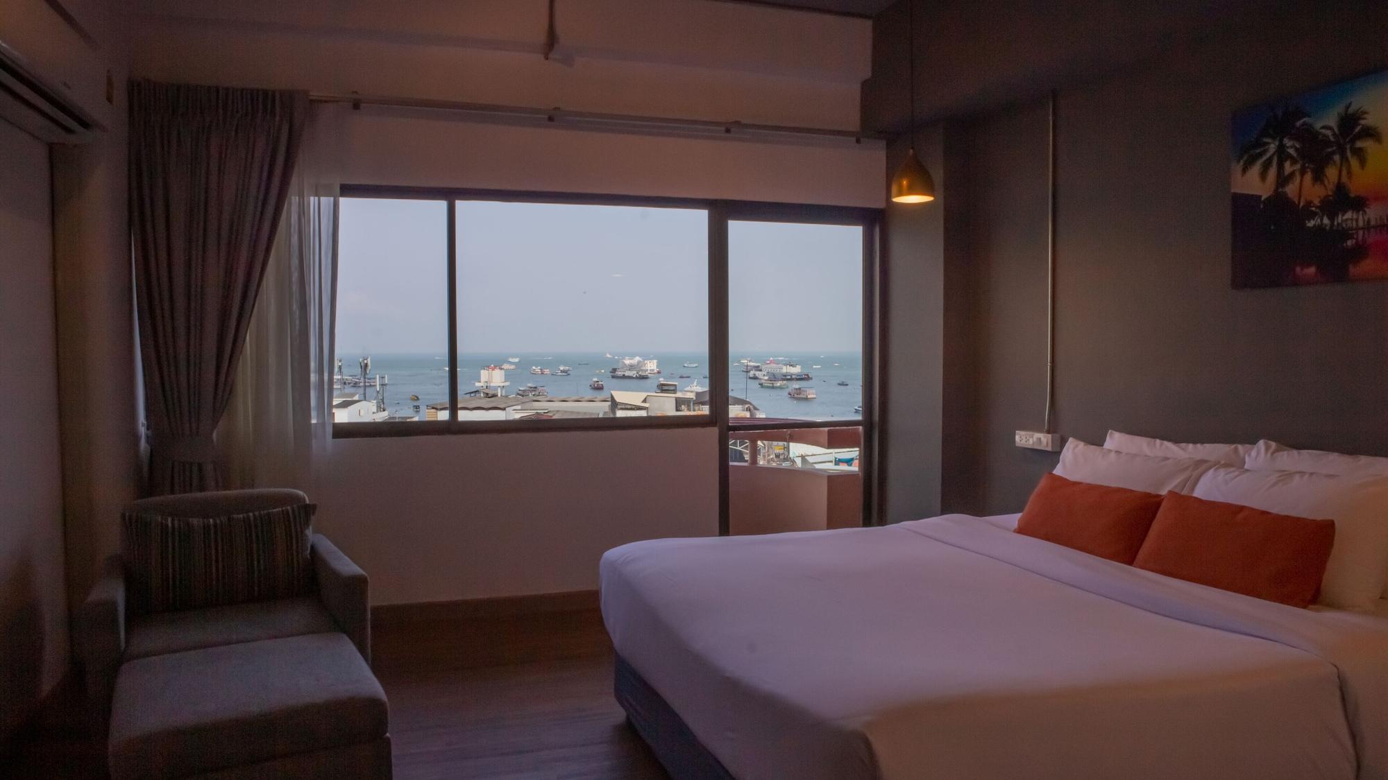 7 Days Premium Hotel Pattaya - SHA Extra Plus Bagian luar foto