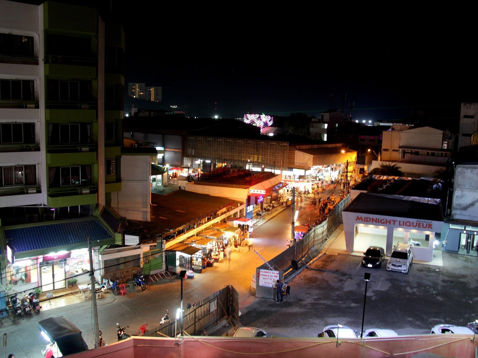7 Days Premium Hotel Pattaya - SHA Extra Plus Bagian luar foto